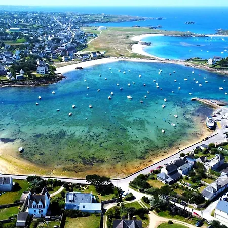 Ty Ehanou Ravissante Maison De Holiday home Landunvez